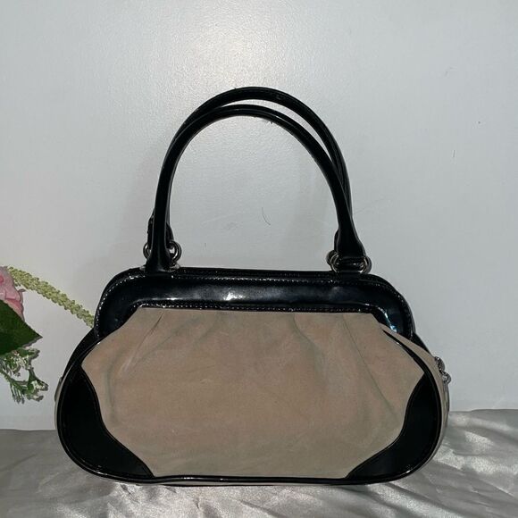 Adorable Beijo Handbag Small - Picture 2 of 12